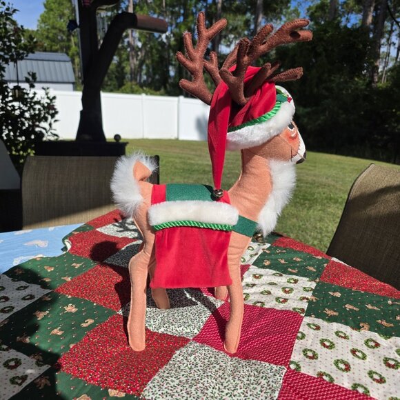 18" Tall Annalee Posable Christmas Reindeer Santa‎ Hat Pockets Figure 2006 - Picture 4 of 10